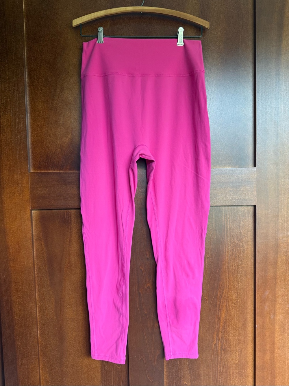 Women’s Buffbunny Pink Leggings Size XL